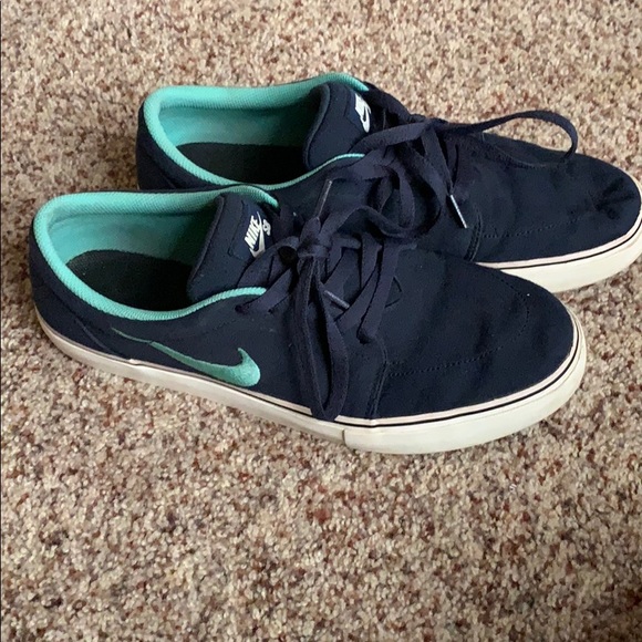 nike sneaker laces